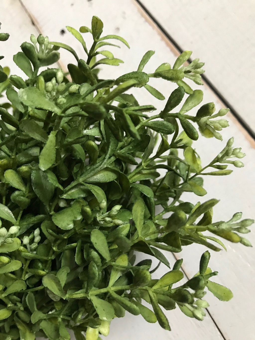 Artificial Boxwood Spray – Rustic Greenery for Vases & Centerpieces