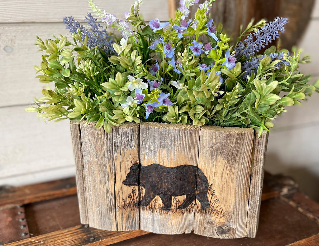 Boxwood Black Bear Wood Box Centerpiece – Rustic Woodland Decor