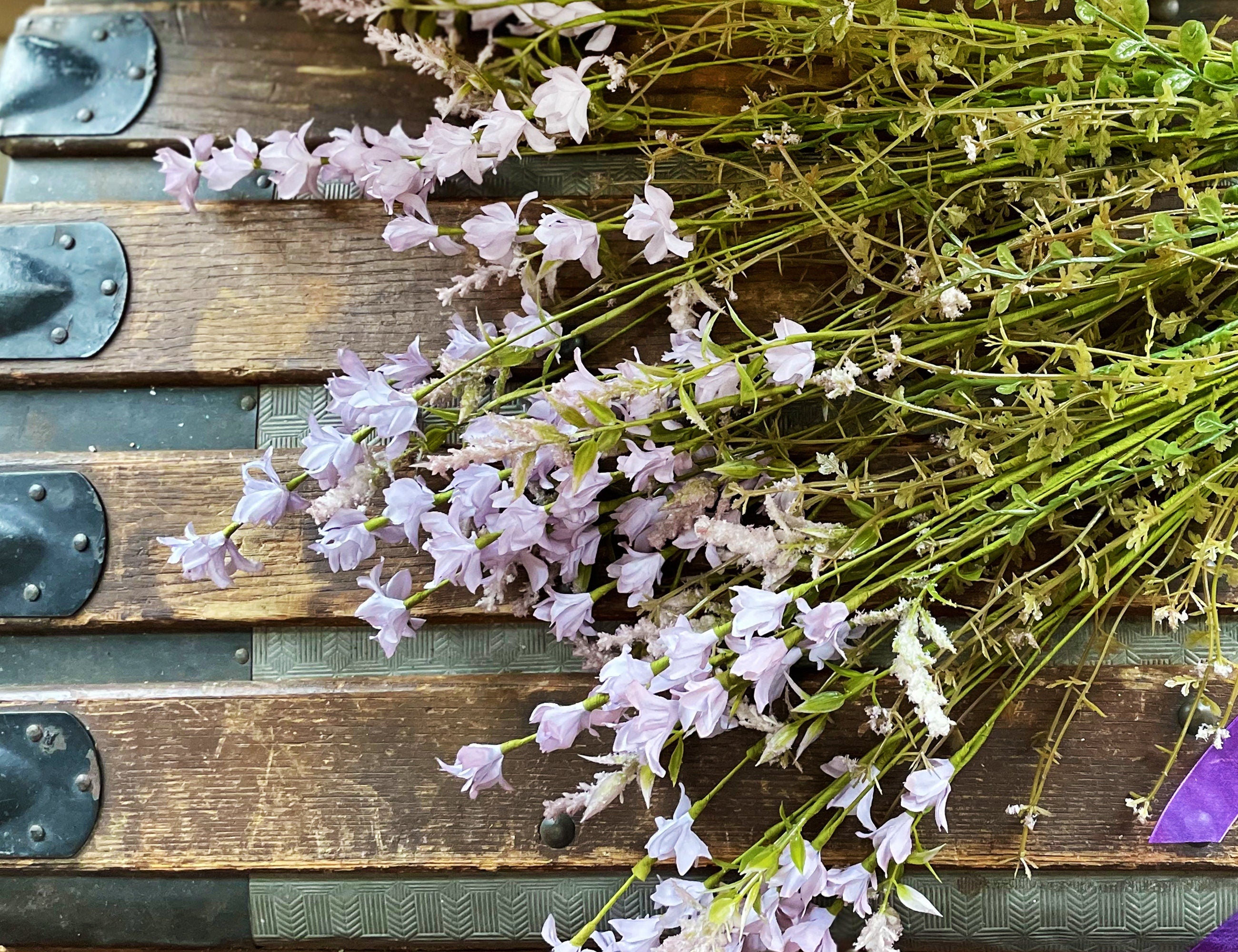 Faux Purple Wildflower Stems – Lavender Blossoms for Vases & Centerpieces