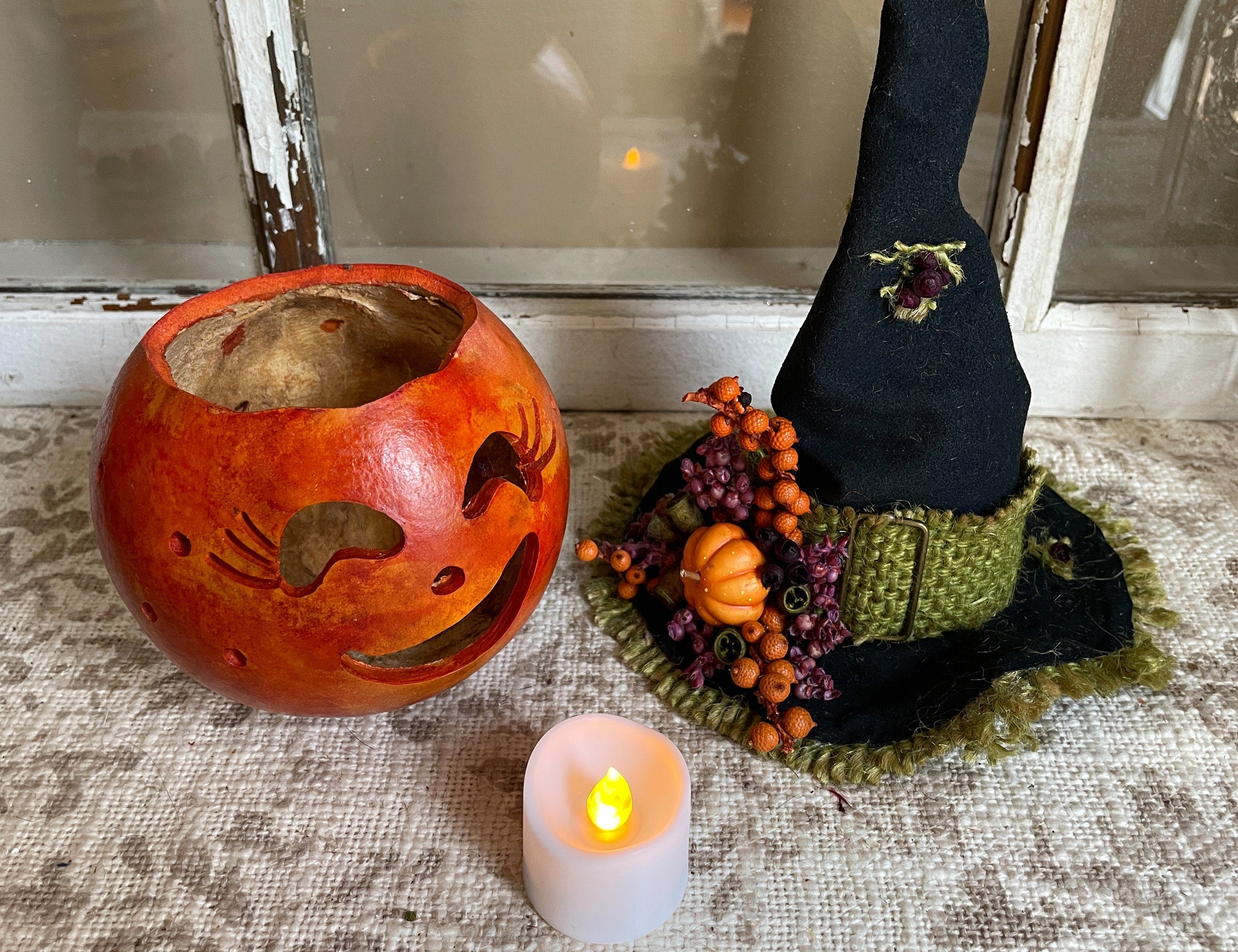 Tansey – Pumpkin Witch Gourd with Handmade Autumn Hat | Halloween Centerpiece
