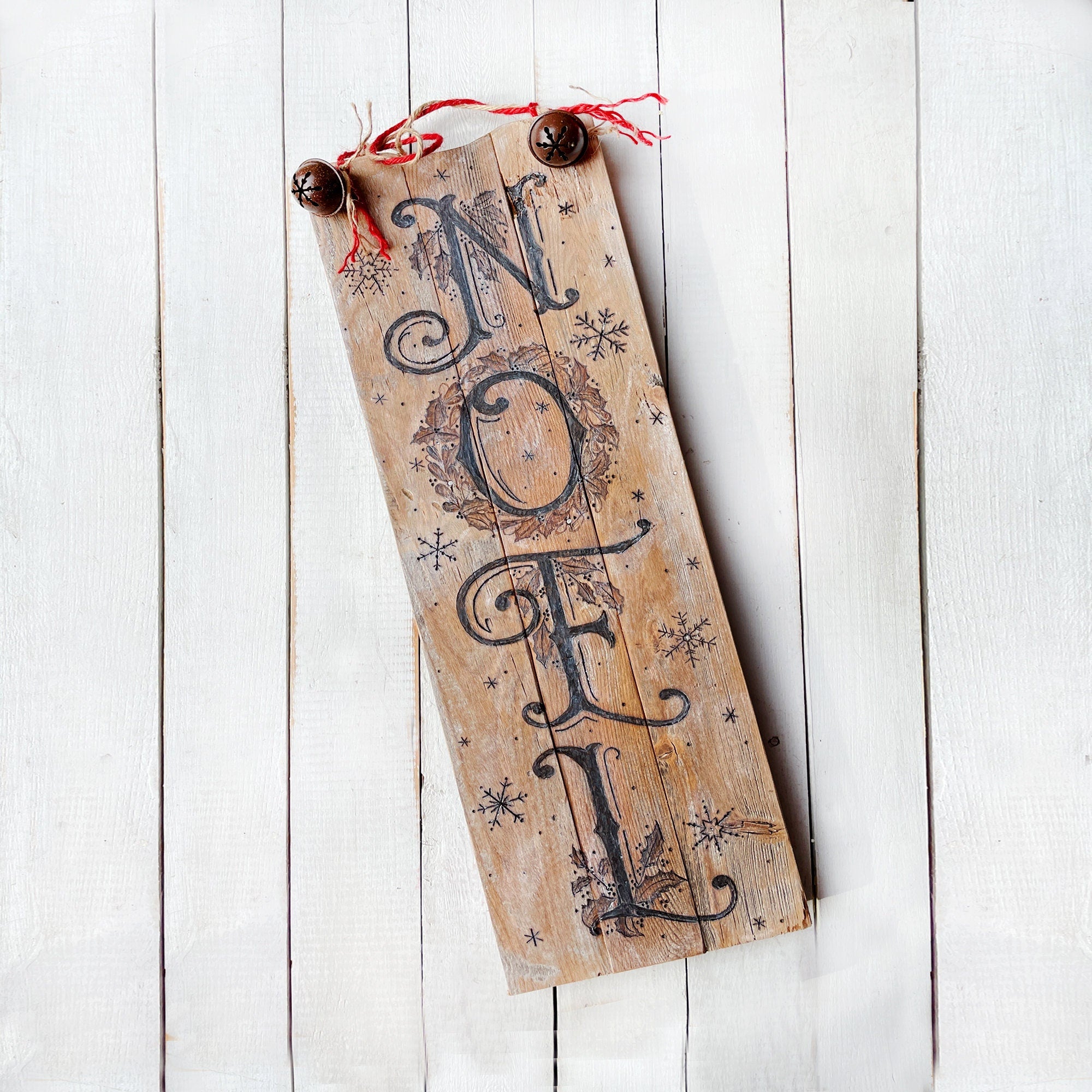 farmhouse Noel Christmas wall decor with hand drawn mistletoe