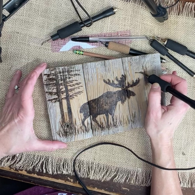 Rustic Moose Christmas Centerpiece – Cabin Woodland Decor