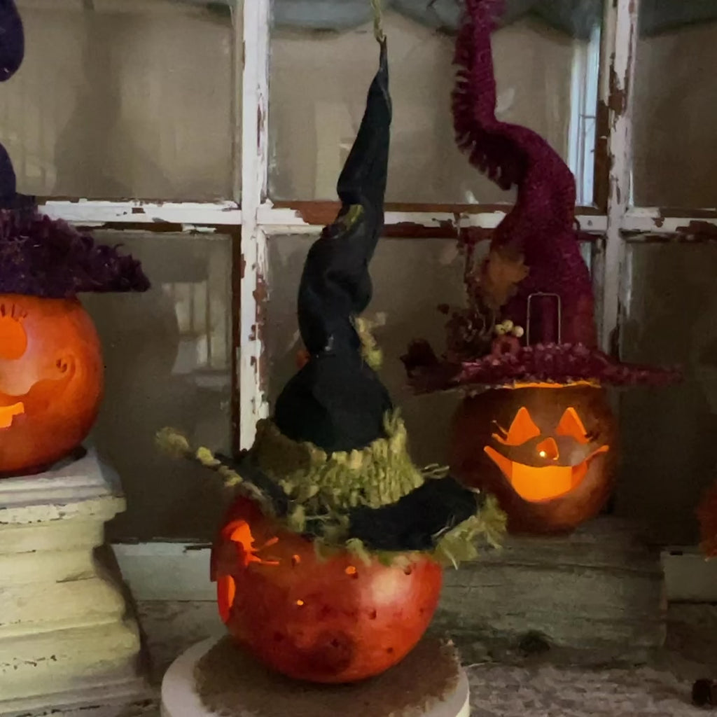 Tansey – Pumpkin Witch Gourd with Handmade Autumn Hat | Halloween Centerpiece
